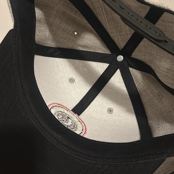 Mens Brixton SnapBack - Picture 2 of 3